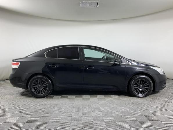 Toyota Avensis III Рестайлинг с пробегом 2011 года, цена 819 000 рублей, 329228 км, седан, Автокод Объявления