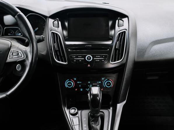 Ford Focus III Рестайлинг с пробегом 2019 года, цена 1 006 000 рублей, 184206 км, хэтчбек, Автокод Объявления