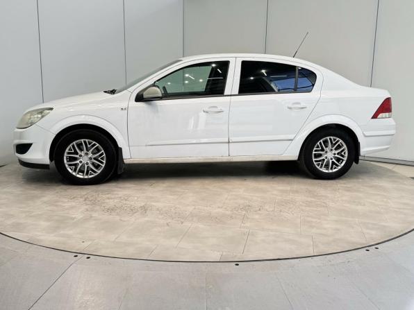 Opel Astra H Рестайлинг с пробегом 2008 года, цена 480 000 рублей, 265288 км, седан, Автокод Объявления