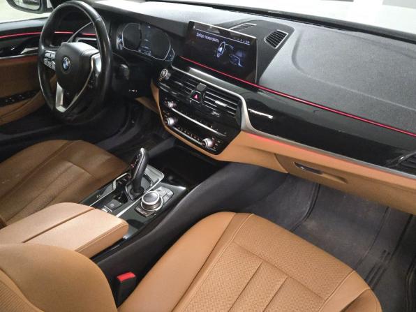 BMW 5 серии VII (G30/G31/G38) Рестайлинг с пробегом 2020 года, цена 2 790 000 рублей, 244000 км, седан, Автокод Объявления