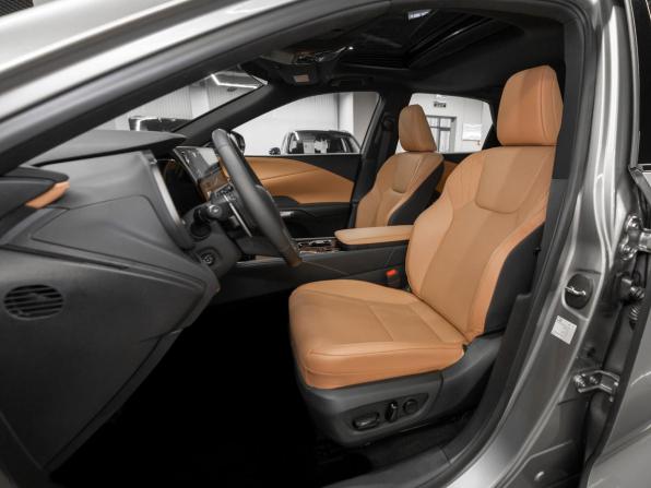 Lexus RX V с пробегом 2026 года, цена 8 250 000 рублей, 11 км, внедорожник, Автокод Объявления