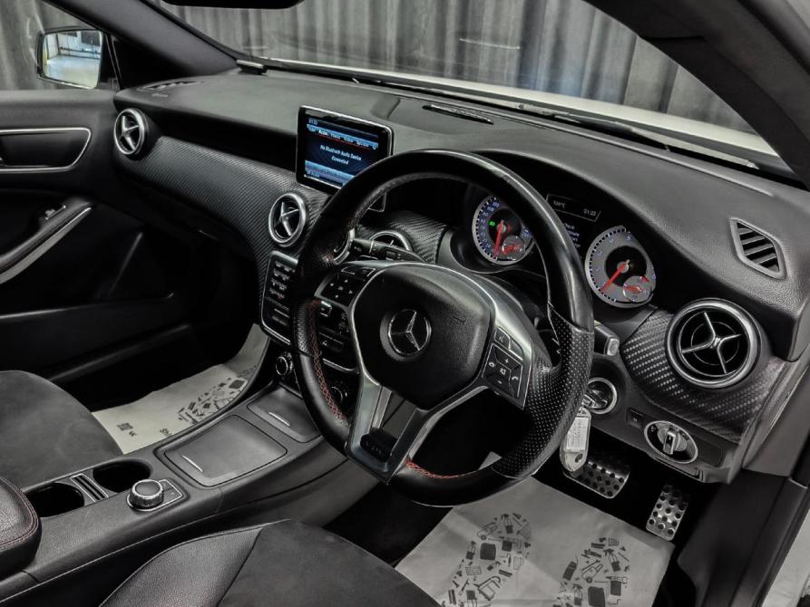 Mercedes-Benz A-Класс III (W176) Красноярск  - изображение 8