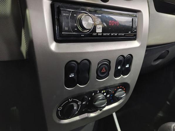 Renault Sandero I с пробегом 2014 года, цена 610 000 рублей, 95162 км, хэтчбек, Автокод Объявления