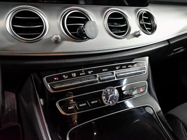 Mercedes-Benz E-Класс V (W213 S213 C238) с пробегом 2017 года, цена 2 500 000 рублей, 184719 км, седан, Автокод Объявления
