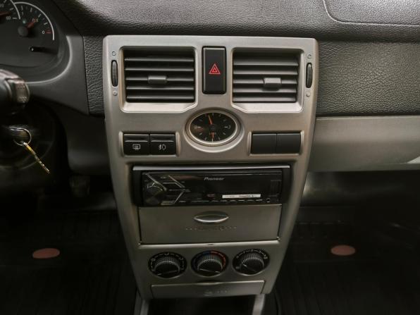 Lada (ВАЗ) Priora I с пробегом 2011 года, цена 199 000 рублей, 198700 км, хэтчбек, Автокод Объявления