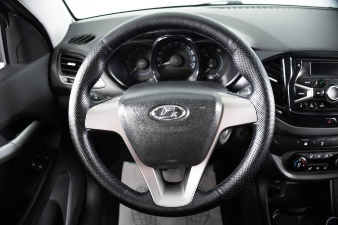 Lada (ВАЗ) Vesta I с пробегом 2016 года, цена 779 000 рублей, 120900 км, седан, Автокод Объявления