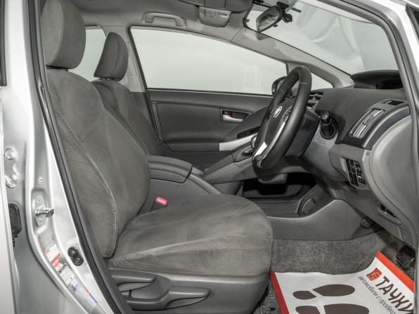 Toyota Prius III (XW30) с пробегом 2010 года, цена 1 170 500 рублей, 168000 км, лифтбек, Автокод Объявления