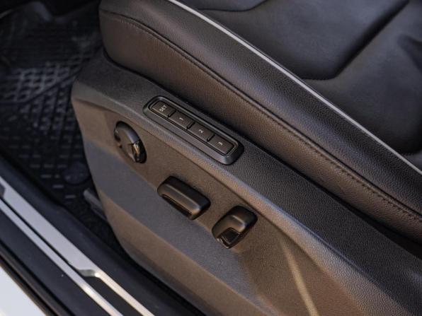 Volkswagen Tiguan II с пробегом 2018 года, цена 2 920 000 рублей, 90543 км, внедорожник, Автокод Объявления