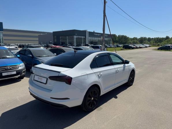 Skoda Rapid II с пробегом 2021 года, цена 1 527 000 рублей, 123068 км, лифтбек, Автокод Объявления