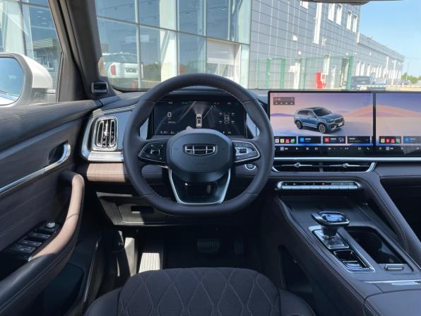 Geely Monjaro I Рестайлинг с пробегом 2026 года, цена 4 199 000 рублей, 30 км, внедорожник, Автокод Объявления