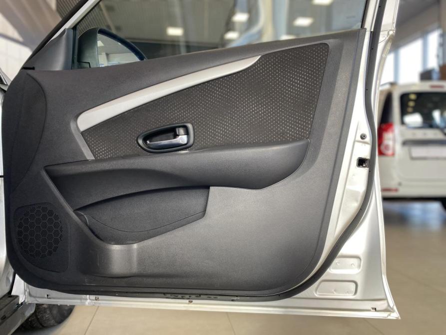 Nissan Almera III (G15) Москва  - изображение 16