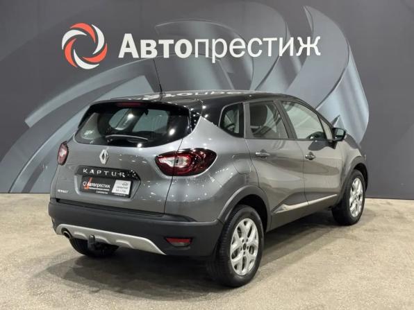 Renault Kaptur I с пробегом 2017 года, цена 1 225 000 рублей, 187200 км, внедорожник, Автокод Объявления