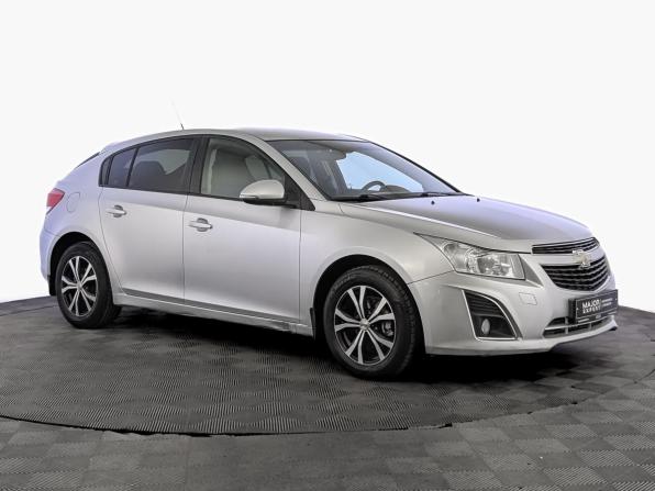 Chevrolet Cruze I Рестайлинг с пробегом 2015 года, цена 820 000 рублей, 156678 км, хэтчбек, Автокод Объявления