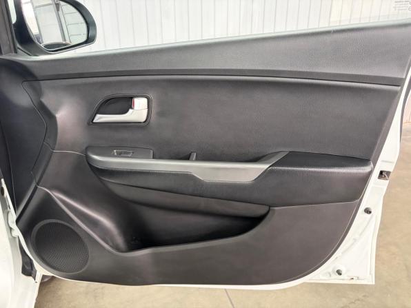 Kia Rio III с пробегом 2013 года, цена 897 000 рублей, 176633 км, седан, Автокод Объявления