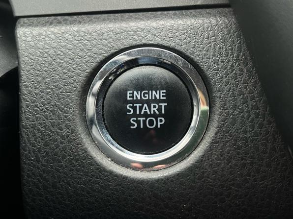 Toyota Camry VIII (XV70) с пробегом 2019 года, цена 2 370 000 рублей, 150608 км, седан, Автокод Объявления