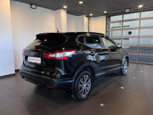 Nissan Qashqai II с пробегом 2015 года, цена 1 516 000 рублей, 198194 км, внедорожник, Автокод Объявления