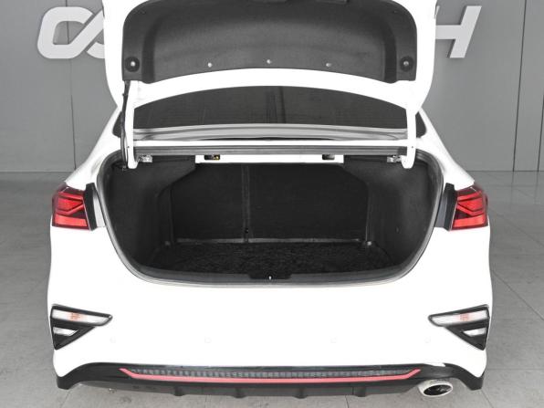 Kia Cerato IV с пробегом 2021 года, цена 2 239 000 рублей, 80586 км, седан, Автокод Объявления