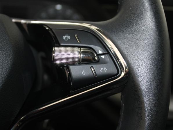 Skoda Octavia IV (A8) с пробегом 2021 года, цена 2 529 900 рублей, 30605 км, лифтбек, Автокод Объявления