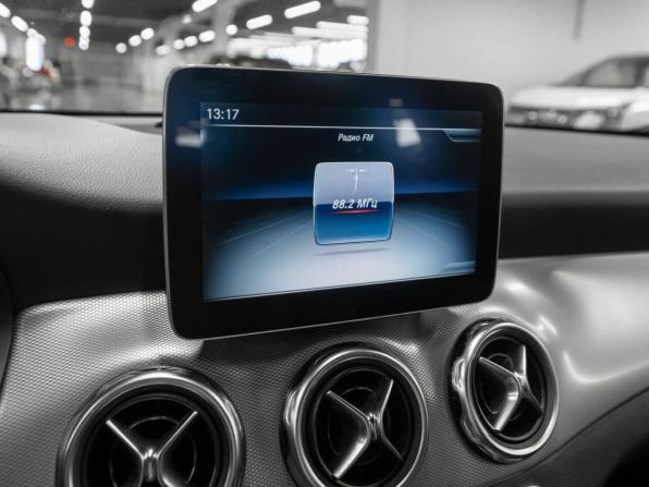 Mercedes-Benz GLA I (X156) Рестайлинг с пробегом 2017 года, цена 2 680 000 рублей, 77492 км, внедорожник, Автокод Объявления