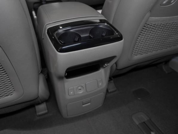 Kia Carnival III с пробегом 2018 года, цена 2 645 000 рублей, 186632 км, минивэн, Автокод Объявления