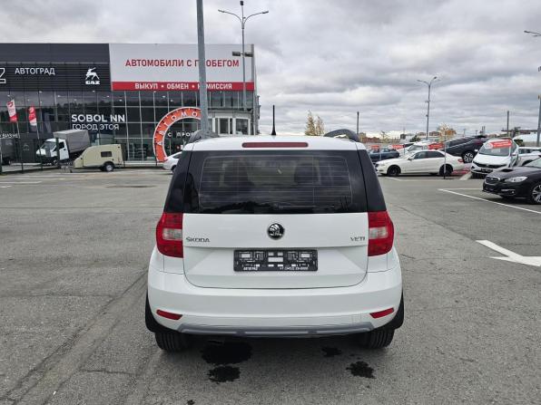 Skoda Yeti I Рестайлинг с пробегом 2015 года, цена 1 149 995 рублей, 136000 км, внедорожник, Автокод Объявления