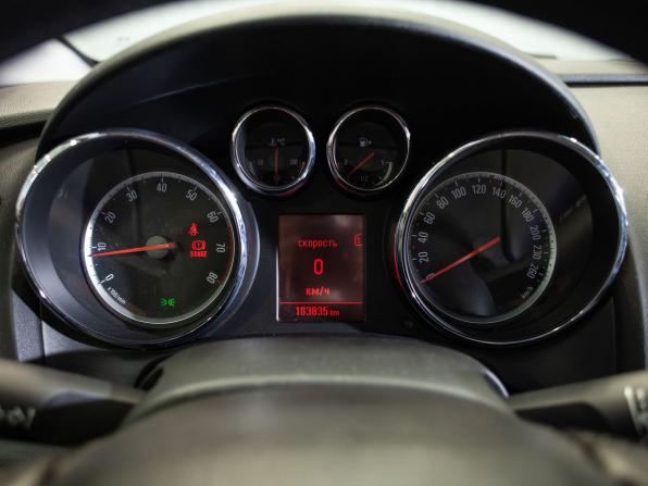 Opel Astra J с пробегом 2012 года, цена 695 000 рублей, 183835 км, хэтчбек, Автокод Объявления