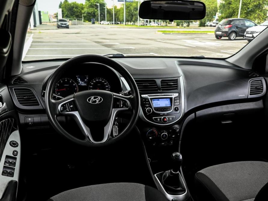 Hyundai Solaris I Волгоград  - изображение 6