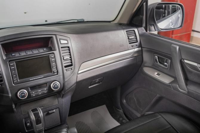 Mitsubishi Pajero IV с пробегом 2011 года, цена 2 269 000 рублей, 240000 км, внедорожник, Автокод Объявления