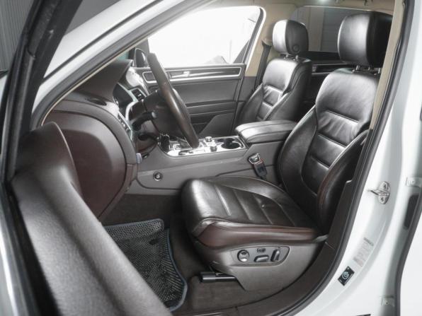 Volkswagen Touareg II с пробегом 2012 года, цена 2 090 000 рублей, 212025 км, внедорожник, Автокод Объявления