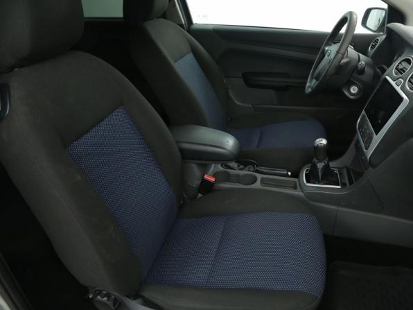 Ford Focus II с пробегом 2007 года, цена 235 000 рублей, 290600 км, хэтчбек, Автокод Объявления