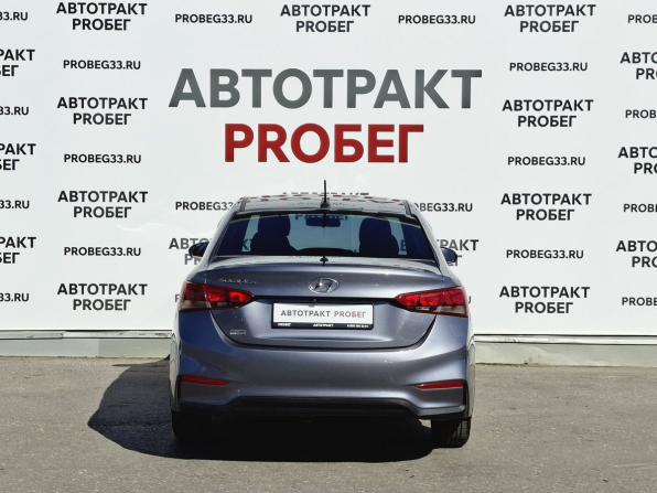 Hyundai Solaris II с пробегом 2017 года, цена 1 047 000 рублей, 238257 км, седан, Автокод Объявления