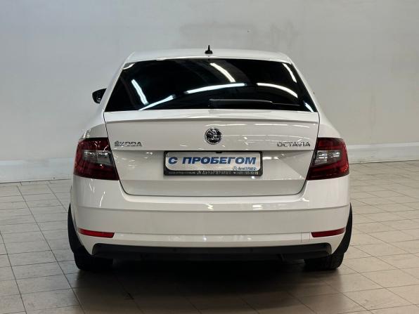 Skoda Octavia III (A7) Рестайлинг с пробегом 2019 года, цена 2 290 000 рублей, 131161 км, лифтбек, Автокод Объявления