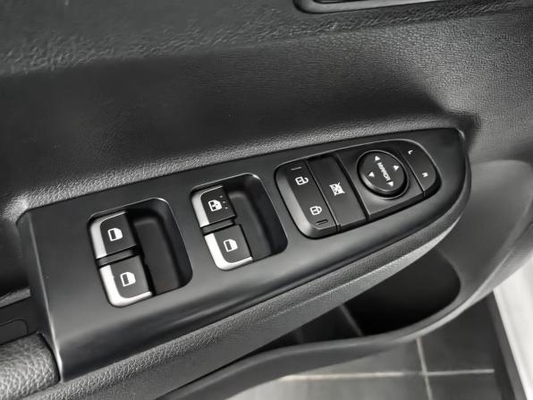 Kia Rio IV с пробегом 2020 года, цена 1 620 000 рублей, 80346 км, хэтчбек, Автокод Объявления