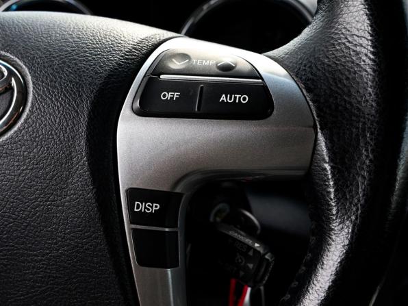 Toyota Highlander II (XU40) Рестайлинг с пробегом 2012 года, цена 2 050 000 рублей, 239123 км, внедорожник, Автокод Объявления