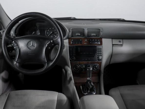Mercedes-Benz C-Класс II (W203) с пробегом 2004 года, цена 749 000 рублей, 258134 км, седан, Автокод Объявления