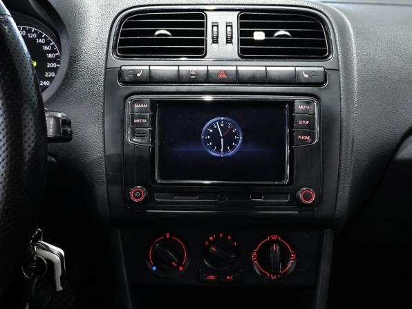 Volkswagen Polo V с пробегом 2015 года, цена 765 000 рублей, 184230 км, седан, Автокод Объявления