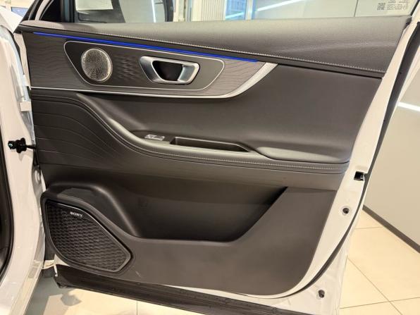Chery Tiggo 8 Pro Max I Рестайлинг с пробегом 2024 года, цена 2 819 000 рублей, 10130 км, внедорожник, Автокод Объявления