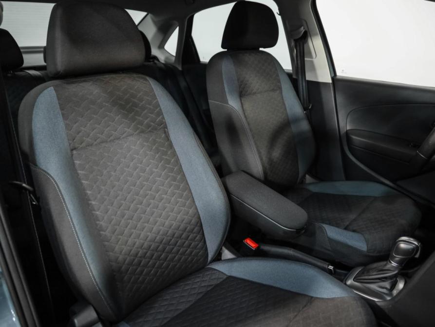 Volkswagen Polo V Рестайлинг Санкт-Петербург  - изображение 19