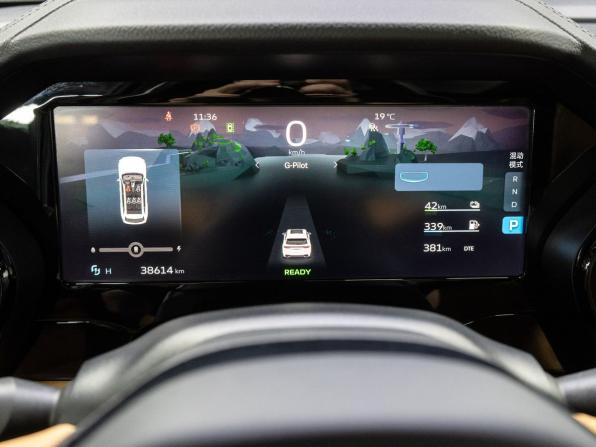 Geely Monjaro I с пробегом 2022 года, цена 3 200 000 рублей, 38610 км, внедорожник, Автокод Объявления