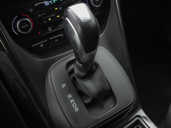 Ford Kuga II Рестайлинг с пробегом 2017 года, цена 1 649 777 рублей, 64937 км, внедорожник, Автокод Объявления