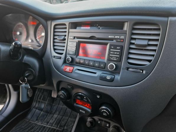 Kia Rio II Рестайлинг с пробегом 2010 года, цена 489 000 рублей, 164468 км, хэтчбек, Автокод Объявления