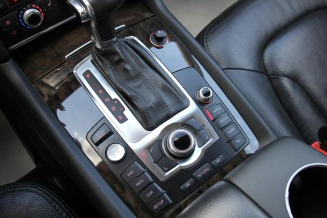 Audi Q7 I (4L) Рестайлинг с пробегом 2012 года, цена 1 980 000 рублей, 278021 км, внедорожник, Автокод Объявления