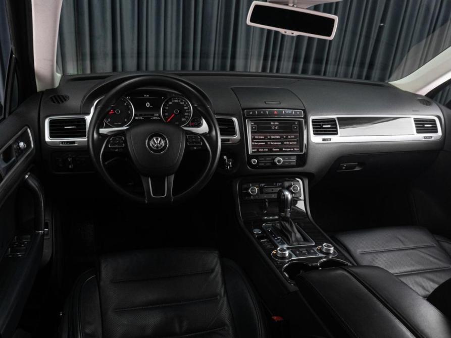 Volkswagen Touareg II Рестайлинг Тюмень  - изображение 7