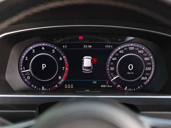 Volkswagen Tiguan II с пробегом 2017 года, цена 2 470 000 рублей, 60612 км, внедорожник, Автокод Объявления
