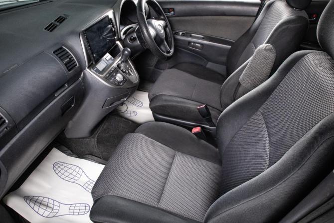 Toyota Wish I Рестайлинг с пробегом 2008 года, цена 899 000 рублей, 501000 км, компактвэн, Автокод Объявления