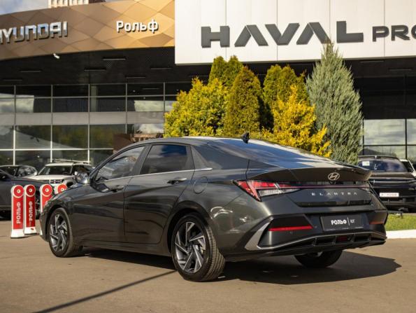 Hyundai Elantra VII (CN7) Рестайлинг с пробегом 2023 года, цена 2 228 000 рублей, 24950 км, седан, Автокод Объявления