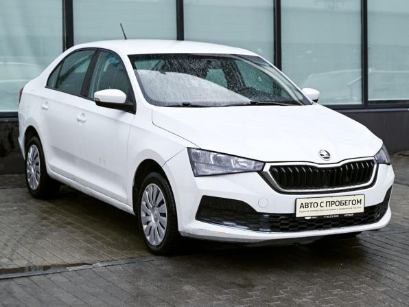 Skoda Rapid II с пробегом 2020 года, цена 980 000 рублей, 200518 км, лифтбек, Автокод Объявления