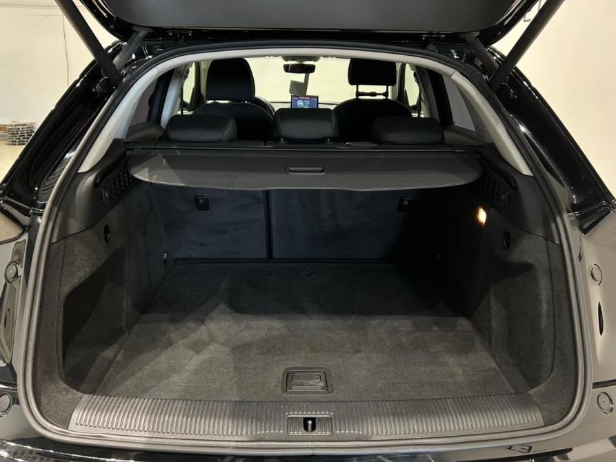 Audi Q3 I (8U) Рестайлинг Санкт-Петербург  - изображение 12