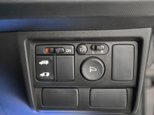 Honda Freed I с пробегом 2010 года, цена 1 100 000 рублей, 136000 км, компактвэн, Автокод Объявления
