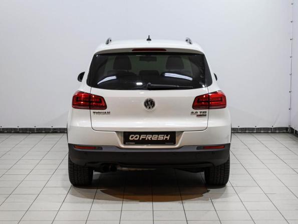 Volkswagen Tiguan I Рестайлинг с пробегом 2016 года, цена 1 499 000 рублей, 135570 км, внедорожник, Автокод Объявления
